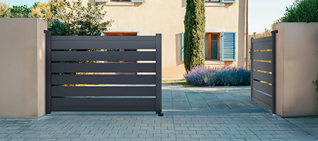 Puerta batiente exterior